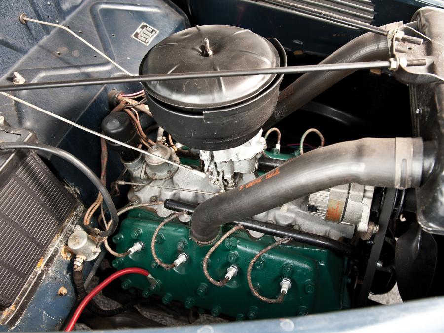  Ford V8 Deluxe Convertible Coupe 1938 года  (фото 5 из 5)